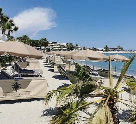 Appartement Nice Aeroport Seafront With Pool Cros-de-Cagnes Extérieur photo