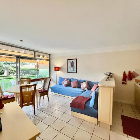 Appartement Nice Aeroport Seafront With Pool Cros-de-Cagnes Extérieur photo